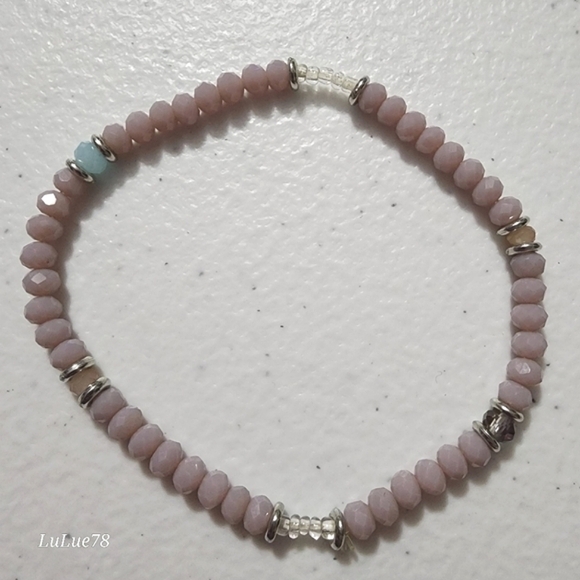 Pink Beaded Stretch Bracelet - Picture 1 of 8